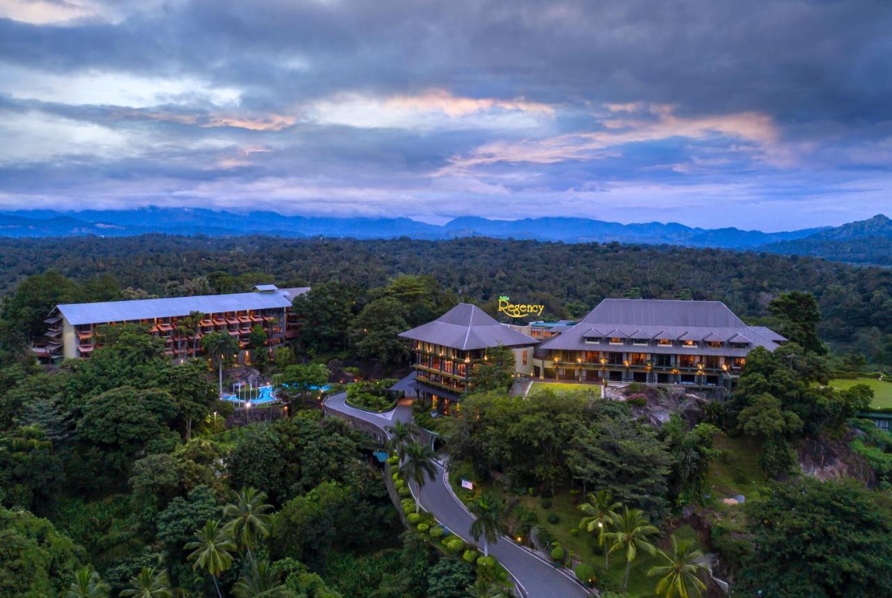 Earl'S Regency Hotel Kandy Ngoại thất bức ảnh